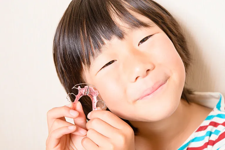 お子様の歯並びが心配ならお早目にご相談ください
